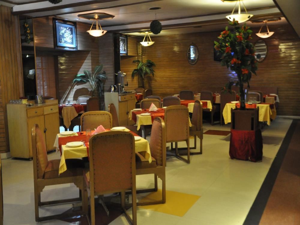 Oyo Premium Railway Station Patna Hotel Patna  Exterior foto